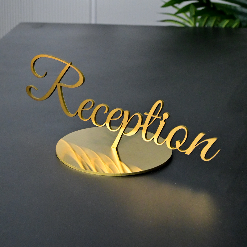 Desktop 3D Lettering Logo Stan - Desk Name Plate 评论和价格