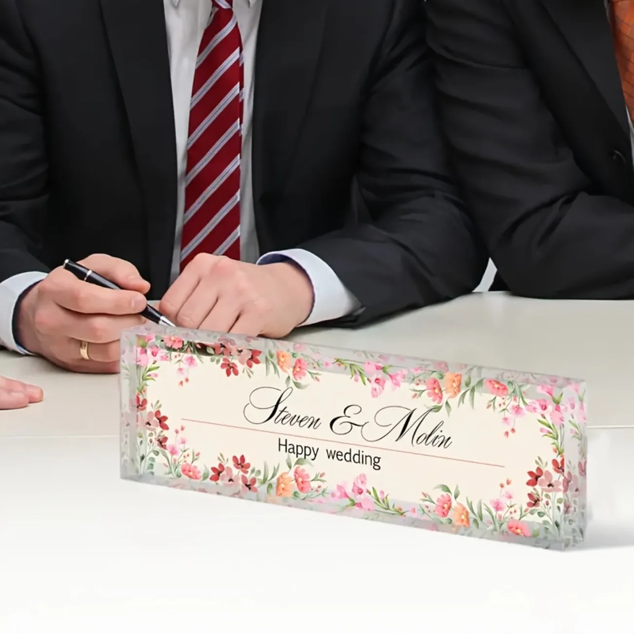 Customizable 2D Acrylic Desk N - Desk Name Plate 评论和价格